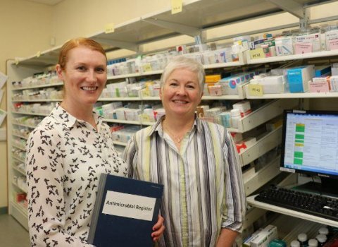 HSE duo devises award-winning idea to fight antimicrobial resistance