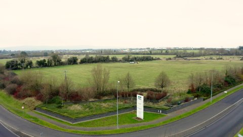 Lilly announces plans to invest €400 million in new biopharmaceutical facility in Limerick